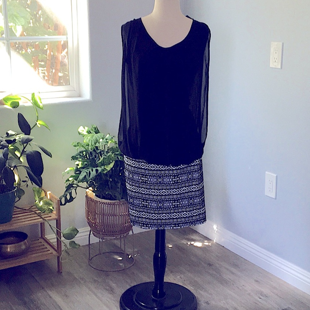⚡️💜 CITY CHIC Black and white Sleeveless Dress 💜⚡️